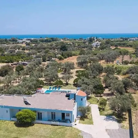 Villa Deluxe *